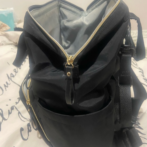 Skip Hop Black Diaper Bag - Picture 9 of 12